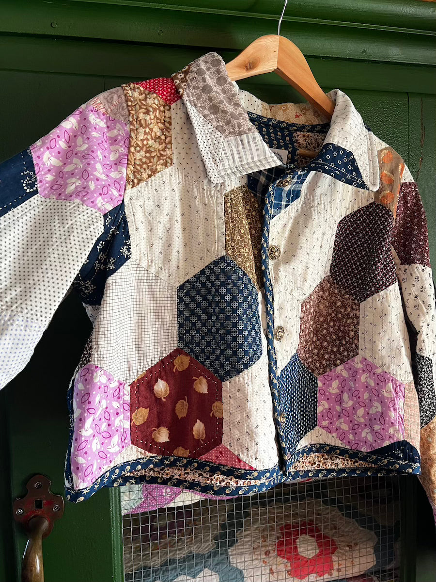 Cropped Hexigons Chore Style with Removable Collar
