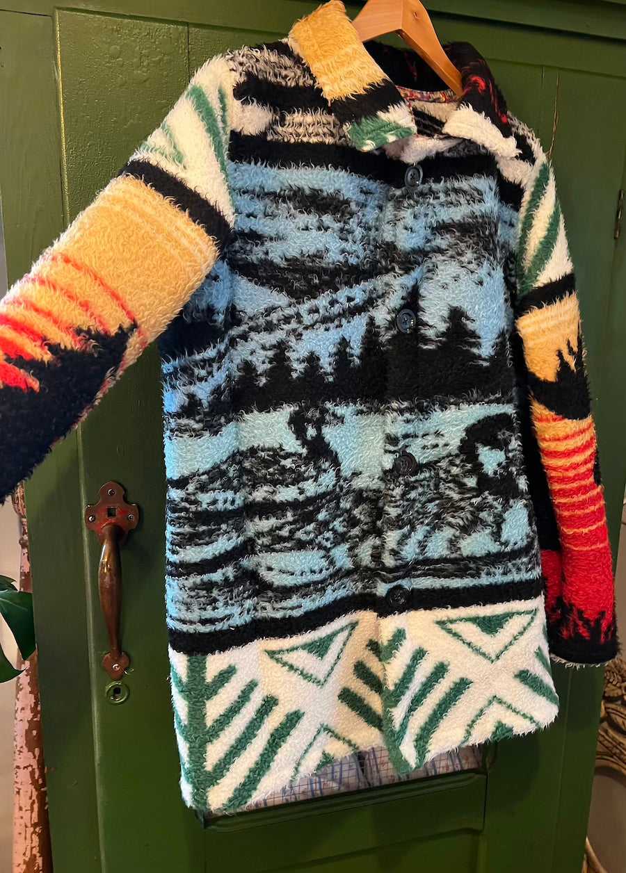 Duck and Moose Blanket Coat with removable collar