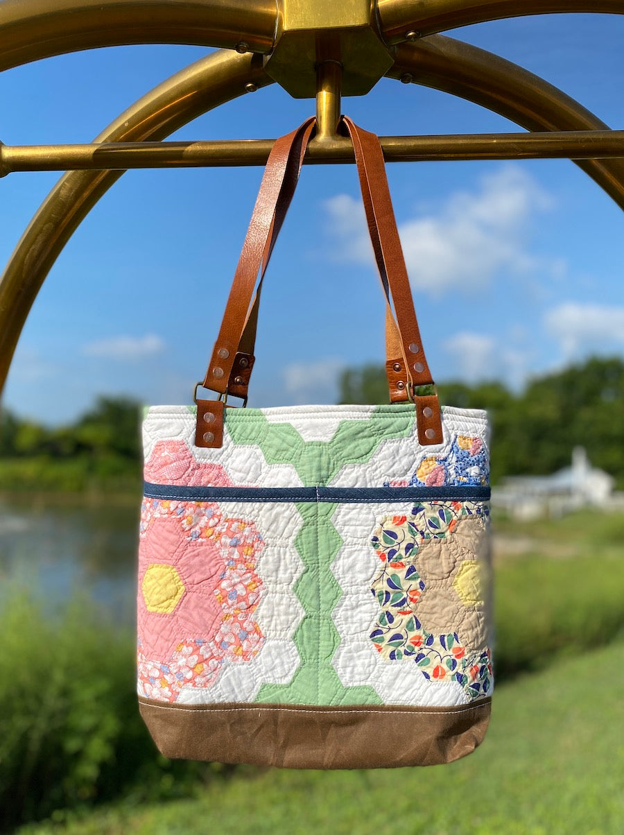 Grandmother's Flower Garden Quilt Bag (Small)