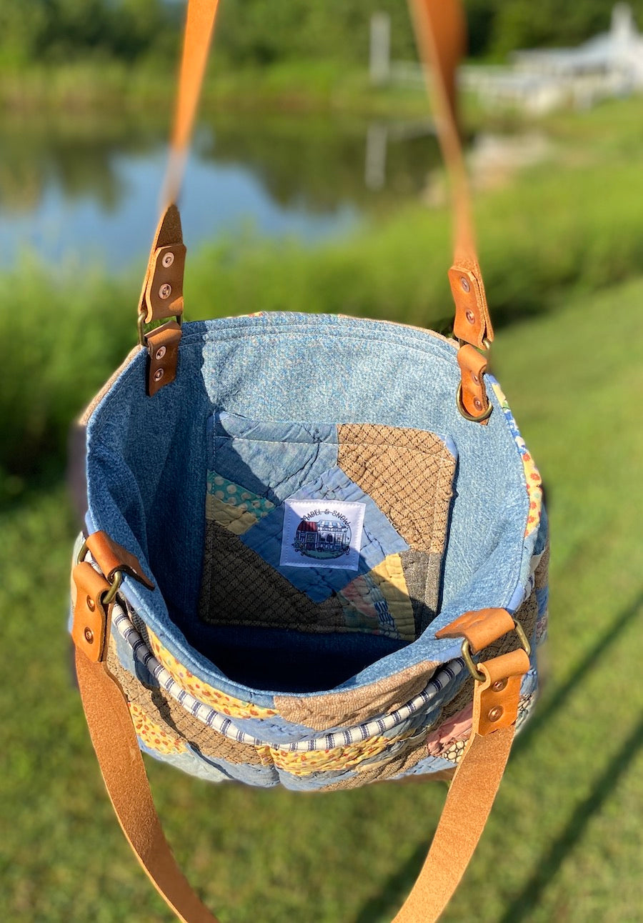Church Windows Quilt Bag (Small)
