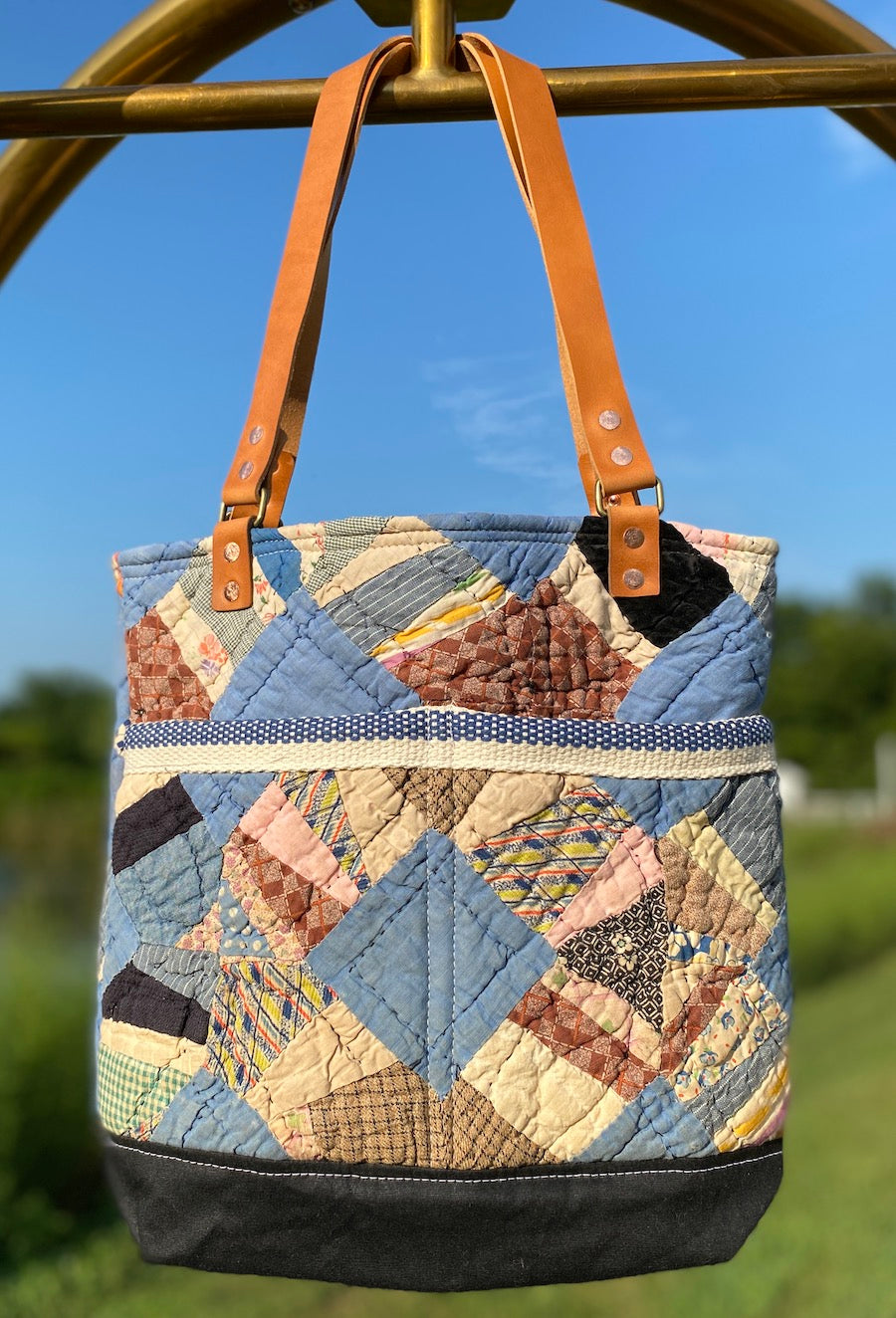 Church Windows Quilt Bag (Small)