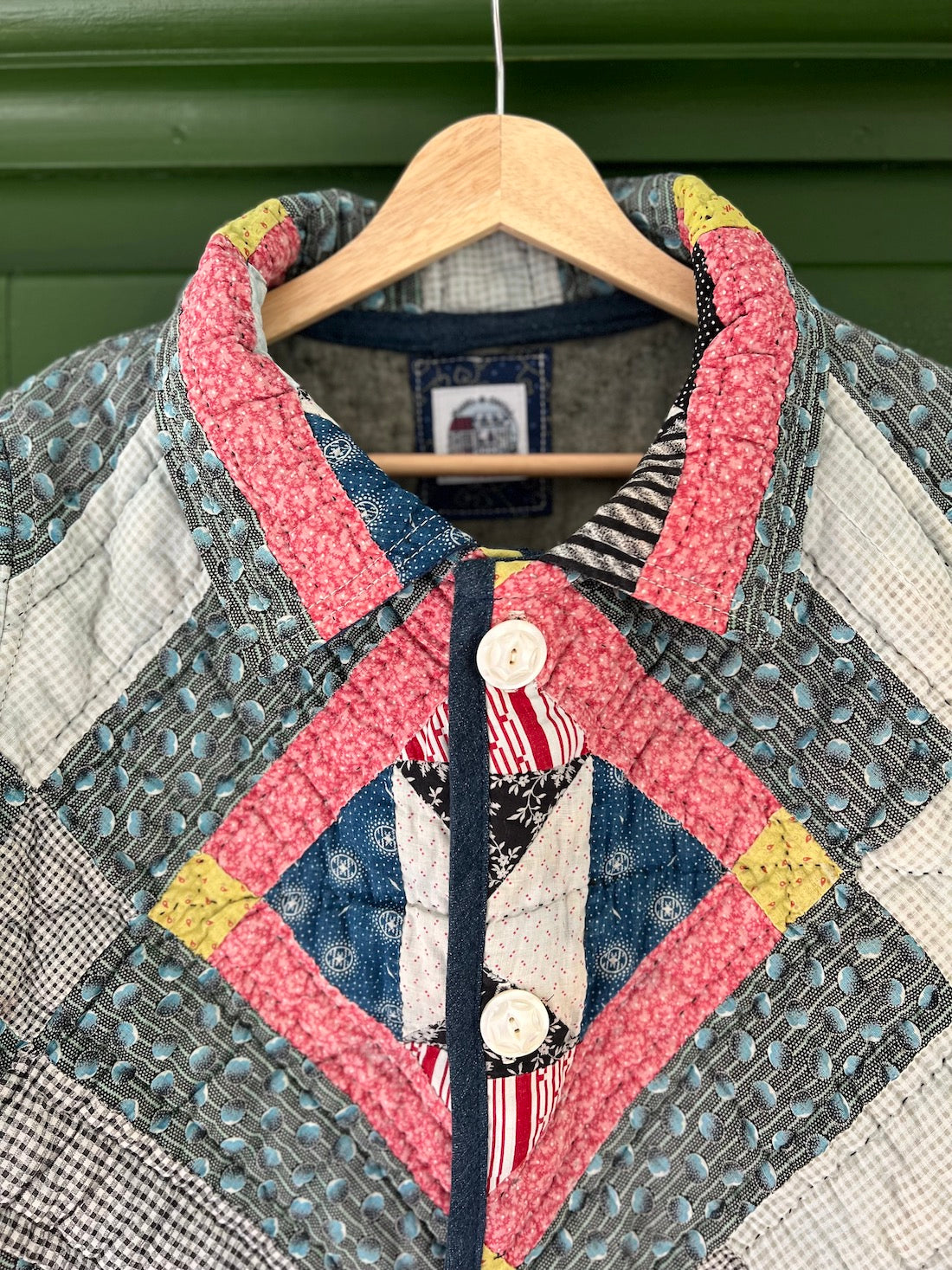 Fair and Square 9 Patch with Removable Collar