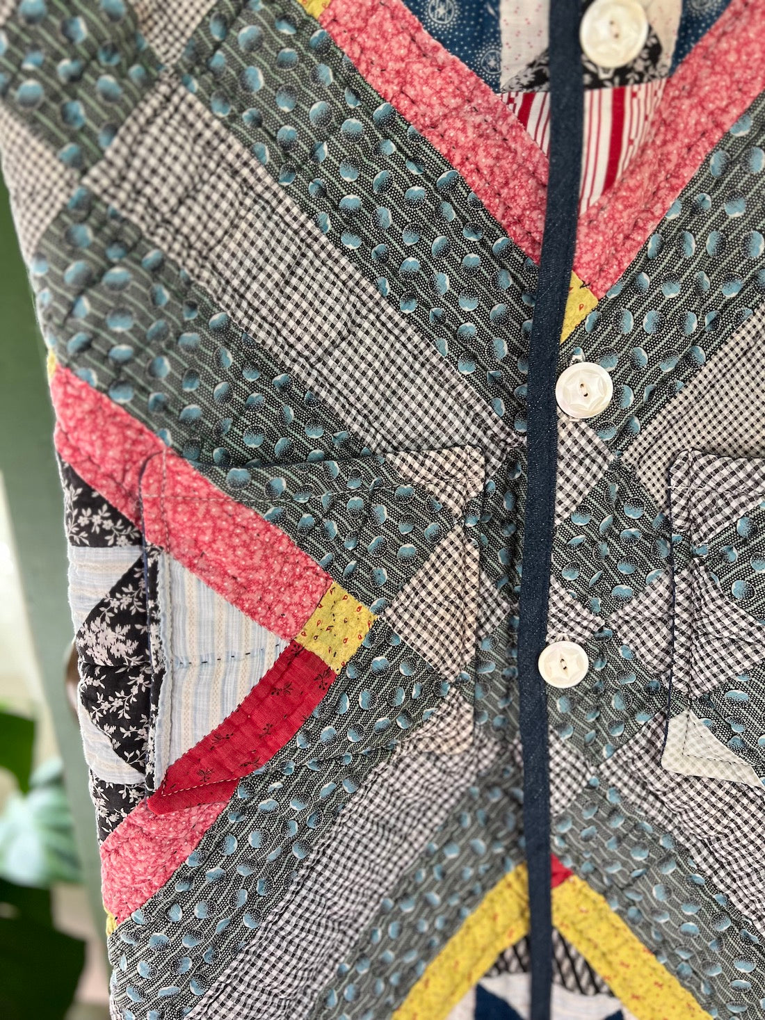 Fair and Square 9 Patch with Removable Collar