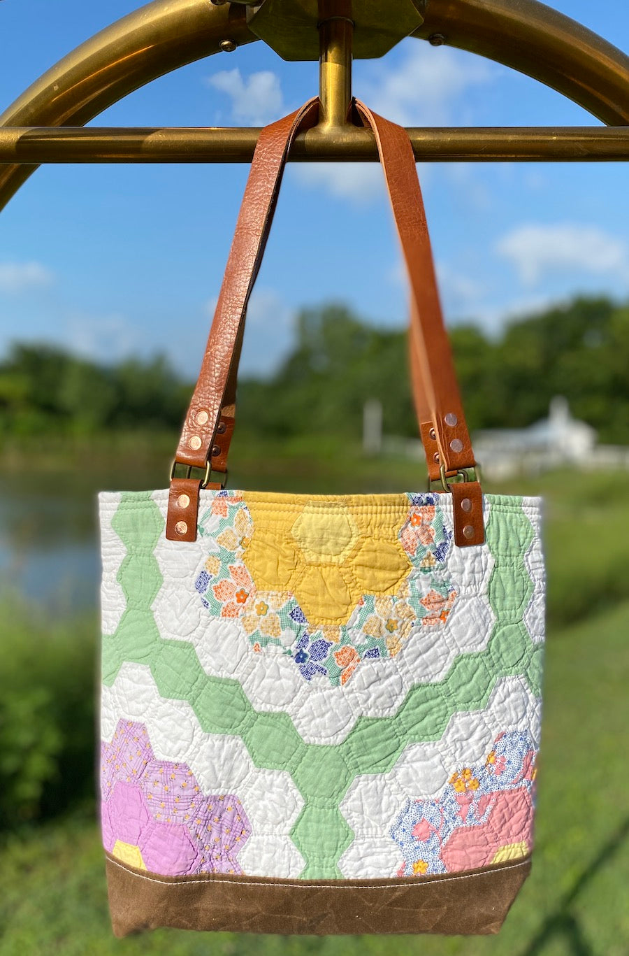 Grandmother's Flower Garden Quilt Bag (Small)