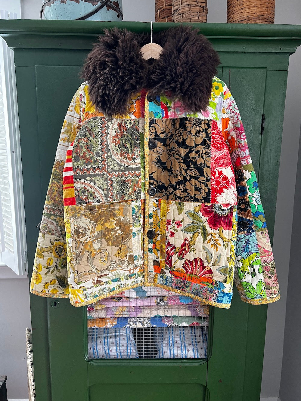 Vintage Funky Flower Coat with Removable Collar