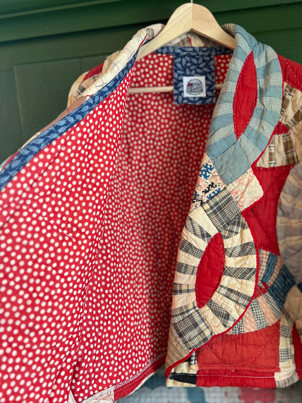 Red Double Wedding Ring Hummingbird Jacket – Mabel and Snow
